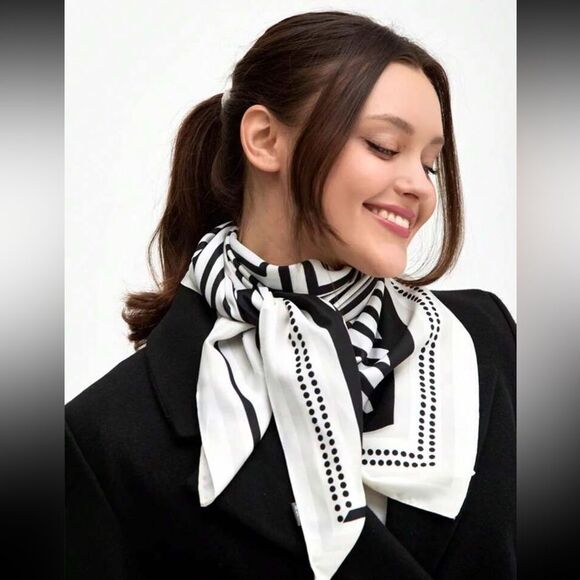 striped scarf S17 - Picture 4 of 8